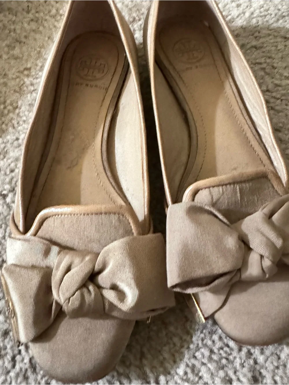 Tory Burch Tan Bow-Front Leather Flats